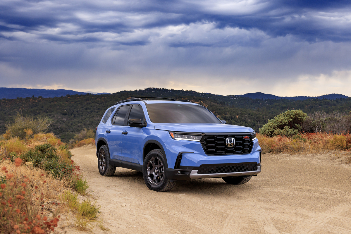 AllNew Honda Pilot Debuts; New TrailSport Brings Rugged OffRoad