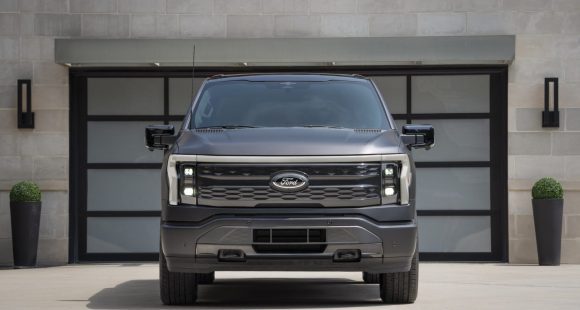 Ford Brings the Storm with F-150 Lightning Platinum Black Edition 6