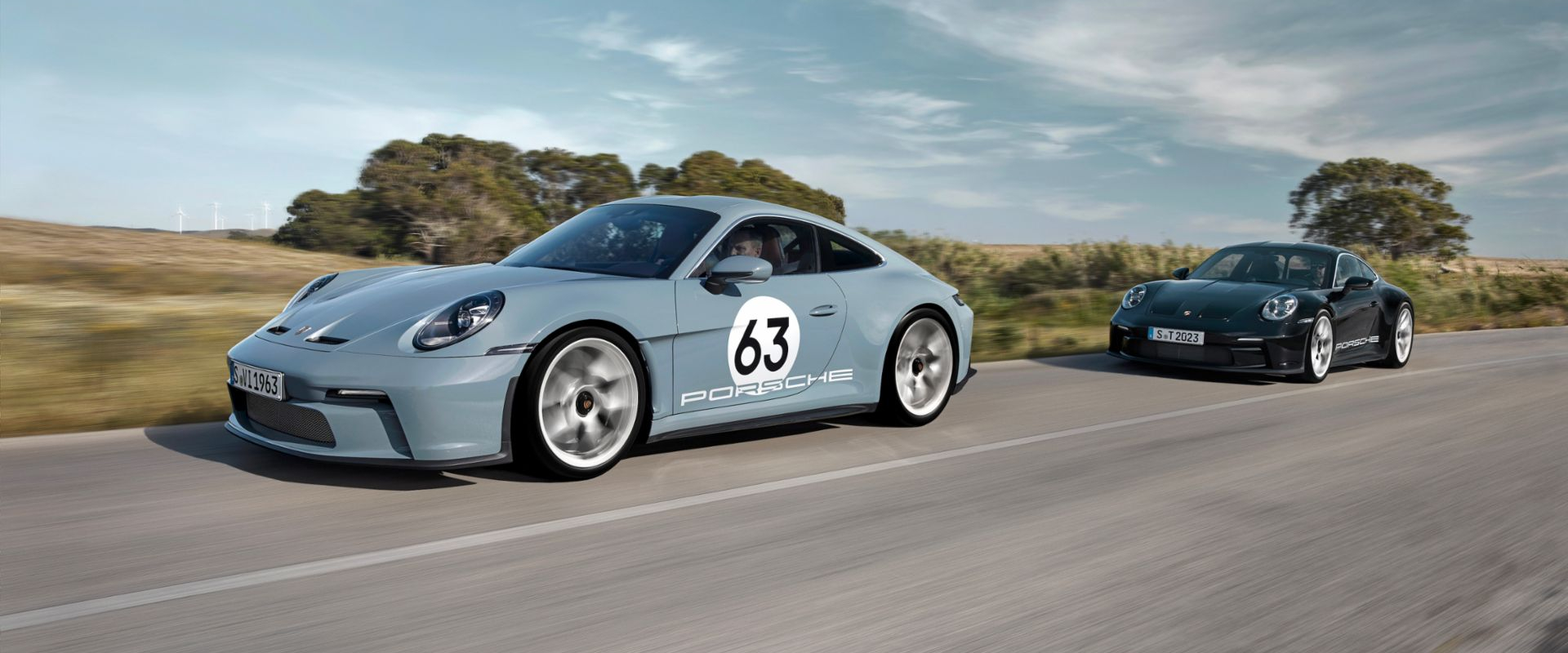 Porsche 911 S/T: Pure Driving in a 60th Anniversary Package 10
