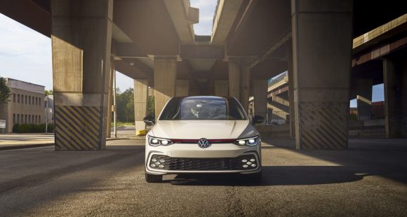 Volkswagen Golf GTI 380 Marks Final Year of Manual Transmission Production