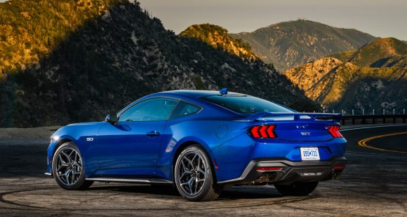 2024 Ford Mustang 4