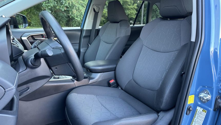 2023 Toyota RAV4 Woodland Front Seats