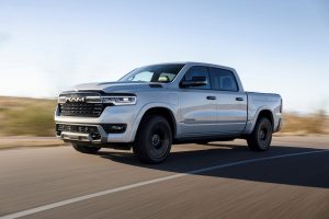 2025 Ram 1500 Ramcharger Debuts as Extended Range EV; Electric Propulsion with an ICE Twist 10