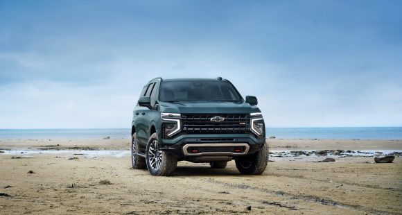 Chevrolet Refreshes Tahoe and Suburban for 2025; Extra Tech and a More Powerful Diesel 9