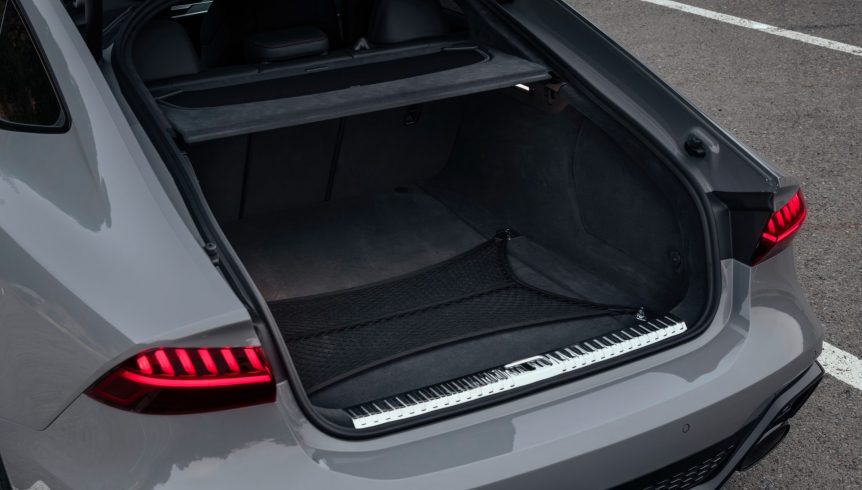2024 Audi RS 7 Performance Trunk