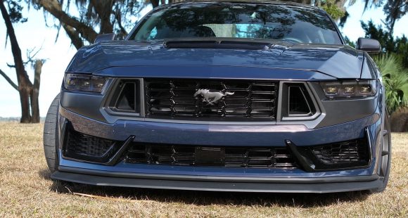 2024 Ford Mustang Dark Horse Grill