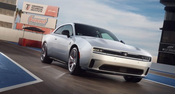 Dodge Charger Returns; EV and ICE, Two- and Four-Door Models 2