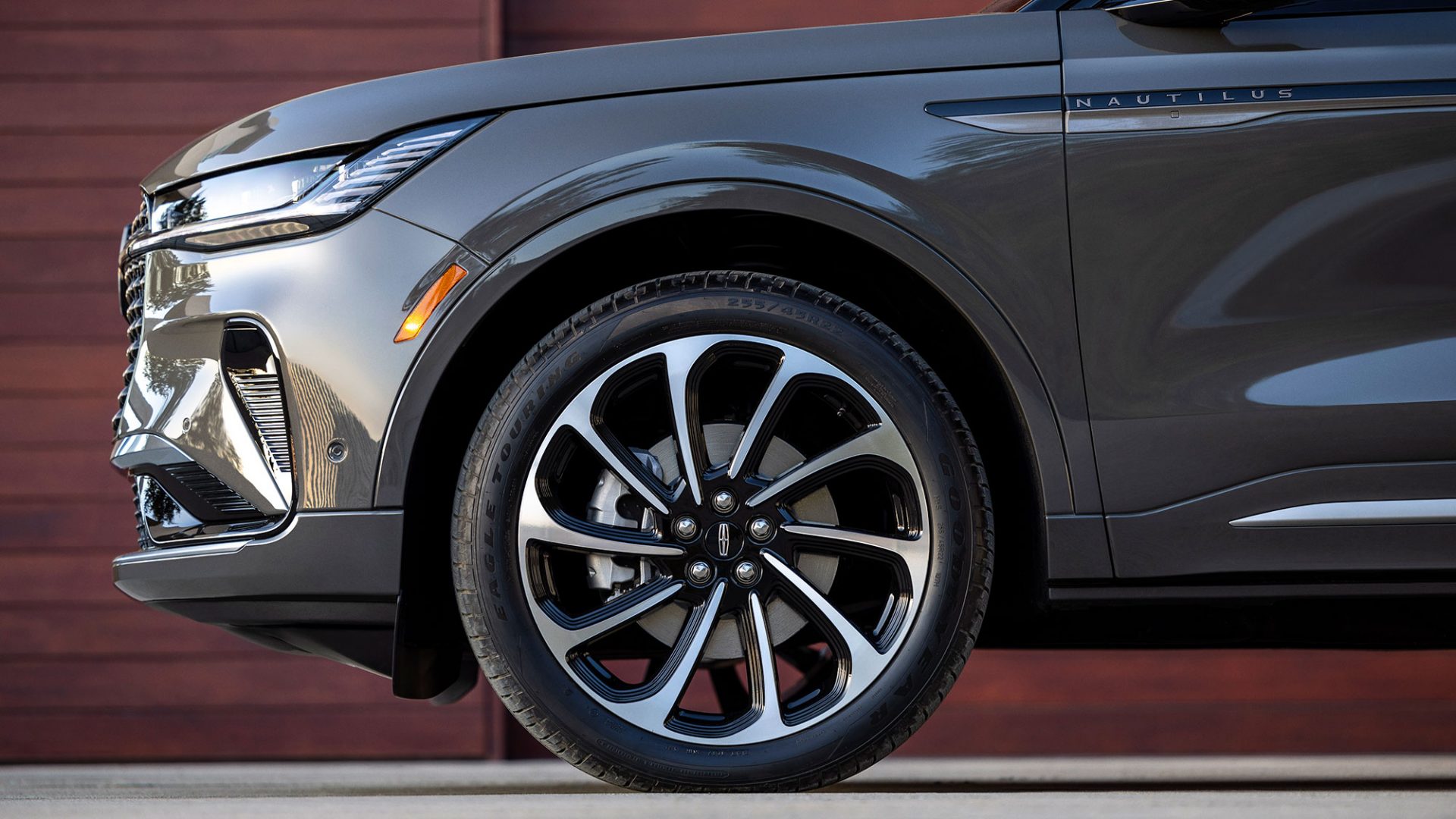 2024 Lincoln Nautilus - Road Tests MotorWeek