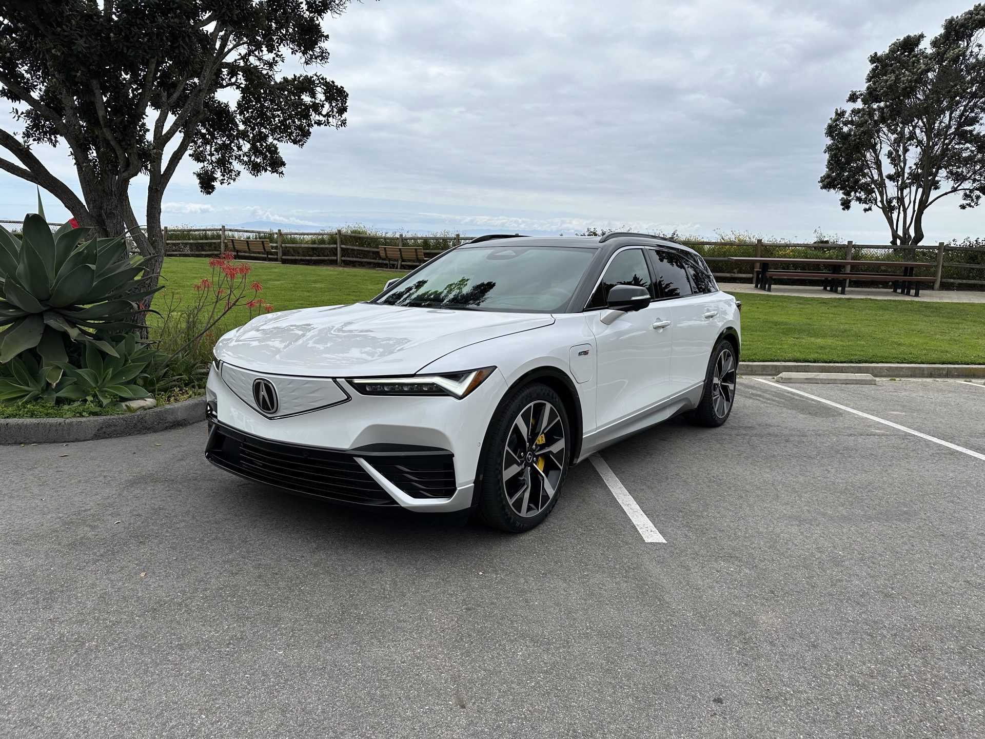 2024 Acura ZDX First Drives MotorWeek