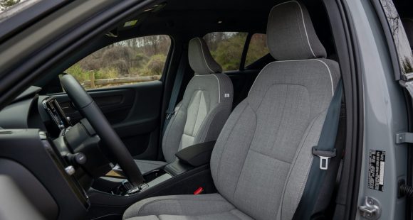 2024 Volvo XC40 Recharge Front Seat