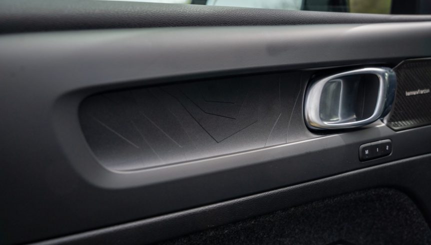 2024 Volvo XC40 Recharge Door Interior