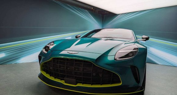 2025 Aston Martin Vantage 11