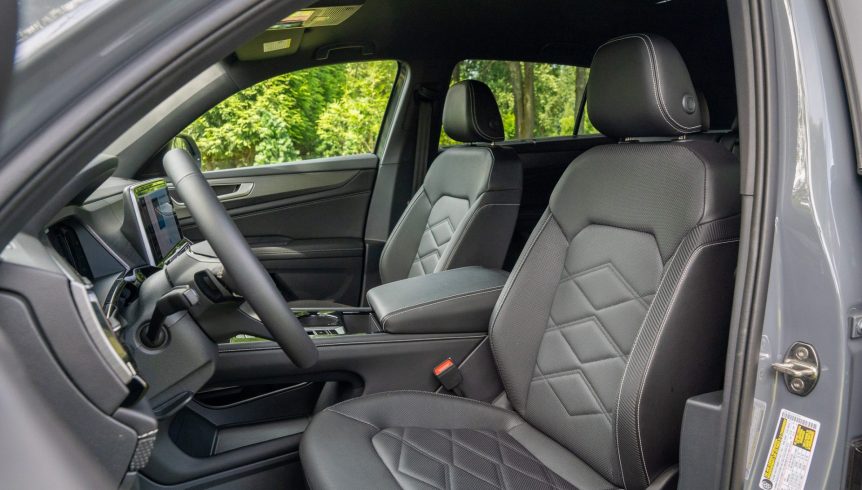 2024 Volkswagen Atlas Cross Sport Front Seat