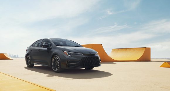 Toyota Corolla FX Edition Pays Tribute to 80’s Trim 2