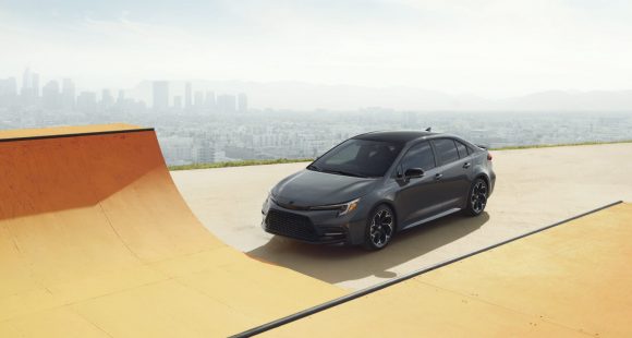 Toyota Corolla FX Edition Pays Tribute to 80’s Trim