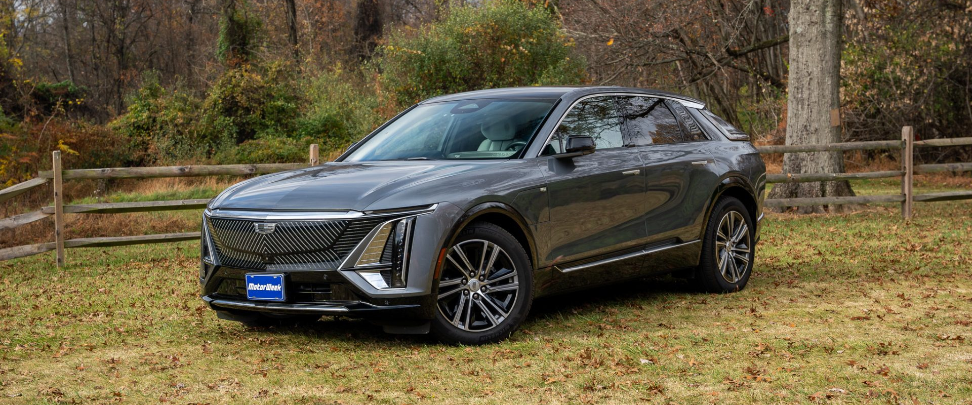 2023 Cadillac Lyriq 2