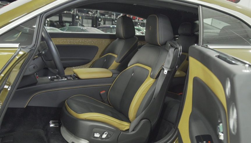 2024 Rolls-Royce Spectre Front Seats