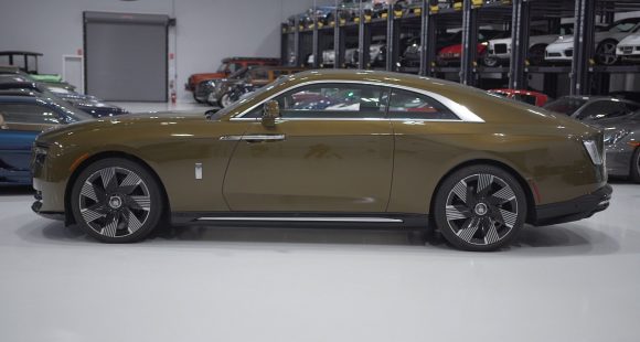 2024 Rolls-Royce Spectre Profile