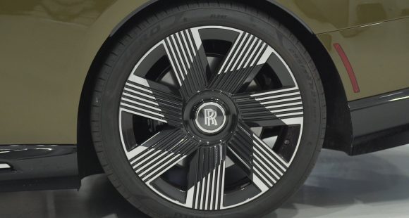 2024 Rolls-Royce Spectre Wheels