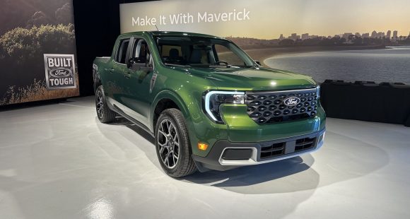 2025 Ford Maverick 1