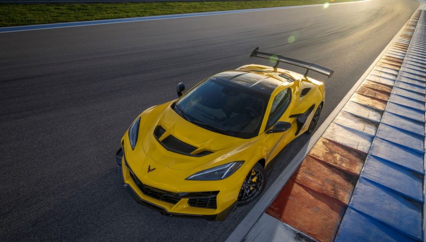 Chevrolet Corvette ZR1 is Back; Most Powerful ‘Vette Ever 10