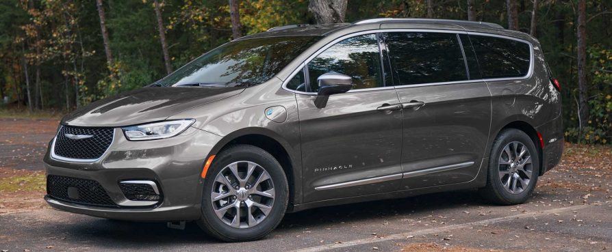 2024 Chrysler Pacifica PHEV