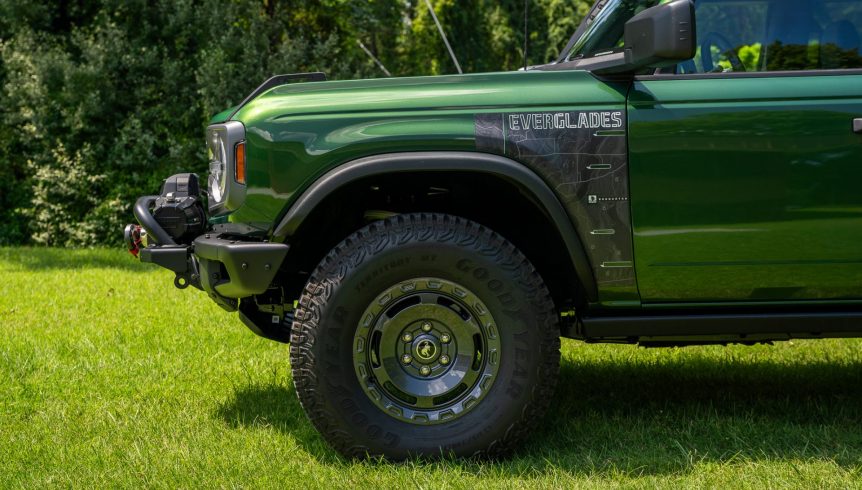 2024 Ford Bronco Everglades 16