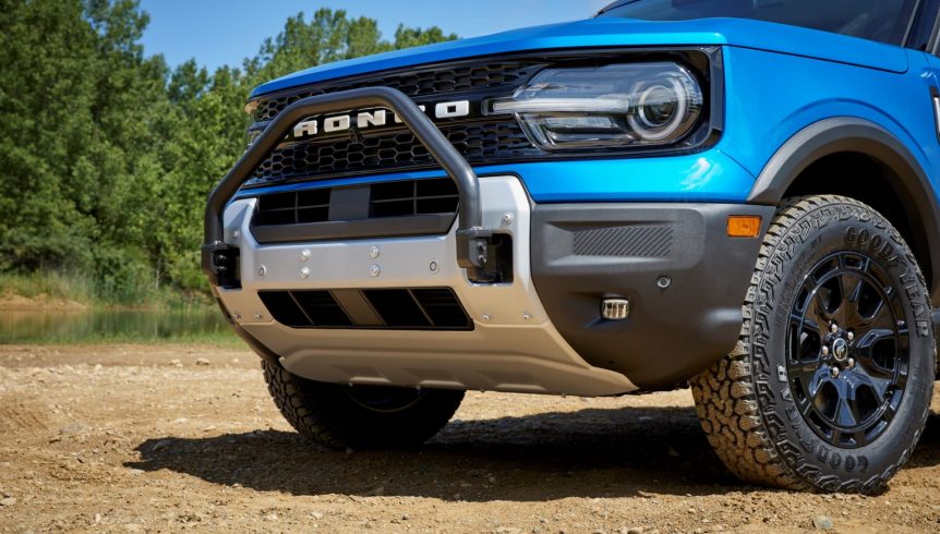 2025 Ford Bronco Goes Sasquatch; Mid-Cycle Refresh Inbound 4