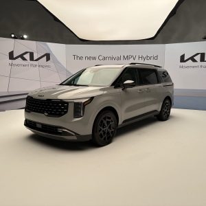 2025 Kia Carnival in Studio