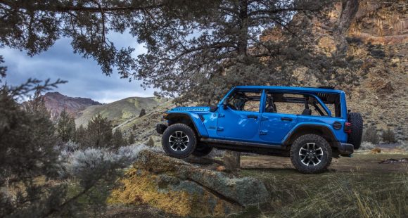 2025 Jeep Wrangler Manual Made V6 Exclusive 1