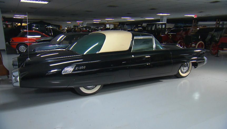 1953 Ford X-100 Rear