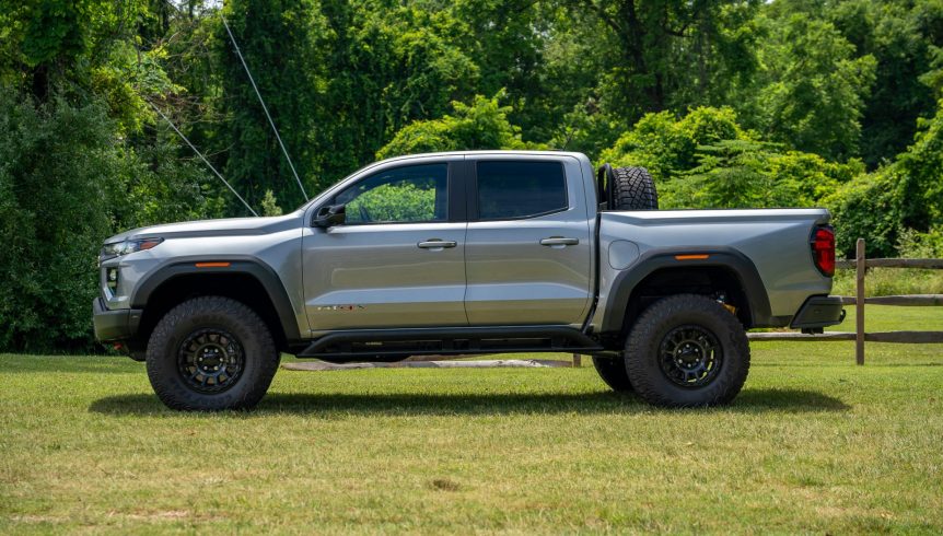 2024 GMC Canyon AT4X AEV Edition 8