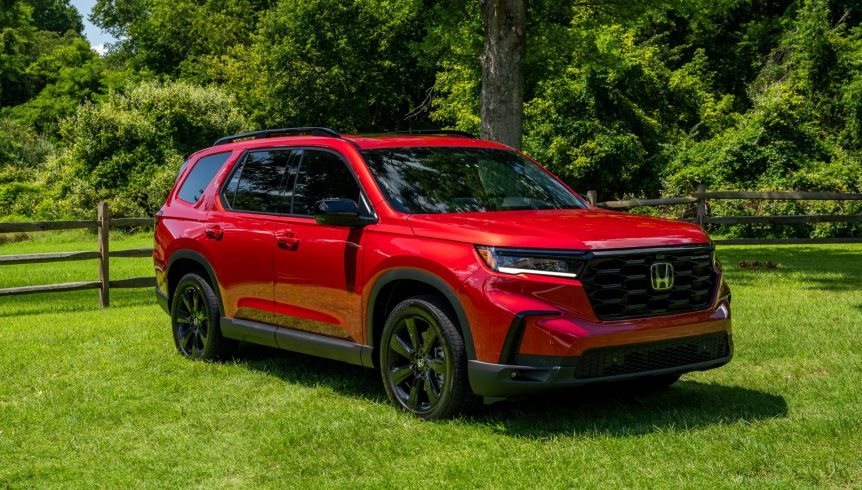 2025 Honda Pilot Black Edition 10