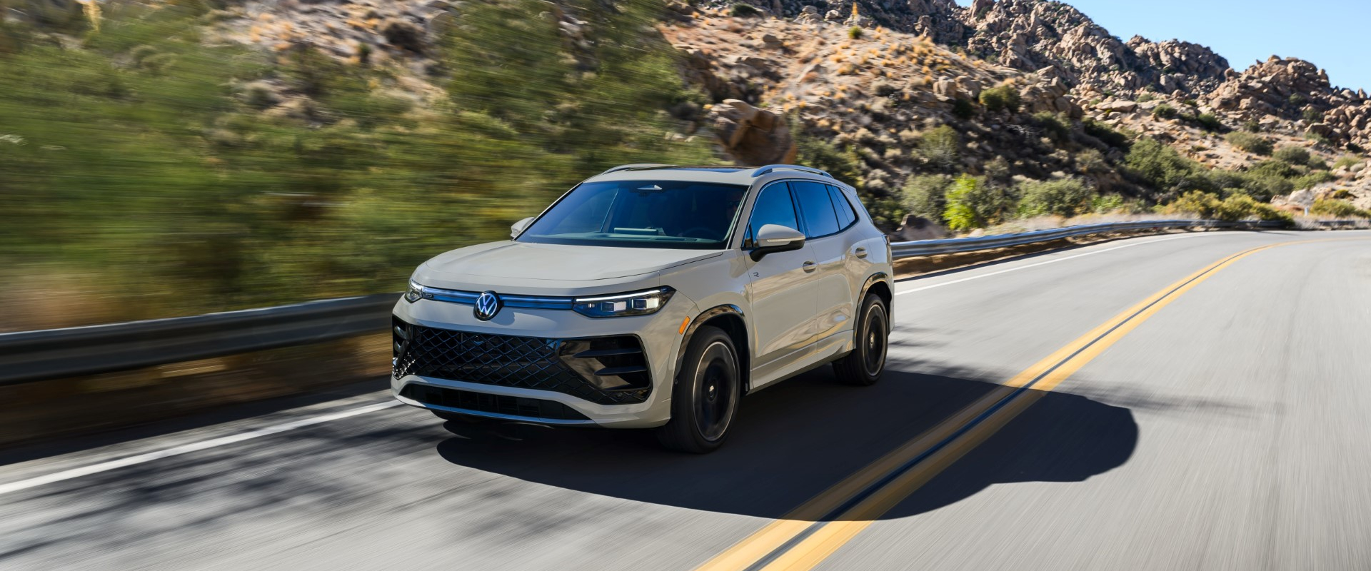 2025 Volkswagen Tiguan Evolves to Retain Best-Selling Status 11