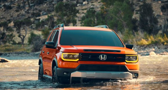 2026 Honda Passport Breaks Mold by Joining Boxy Trend 3