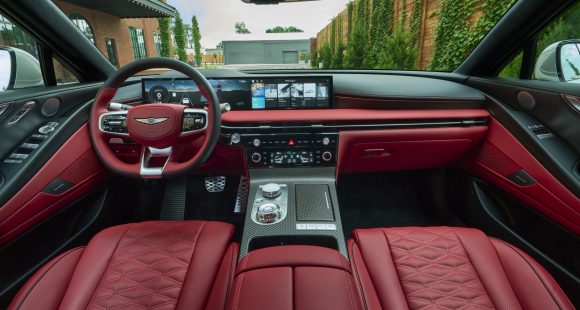 2025 Genesis G80 10