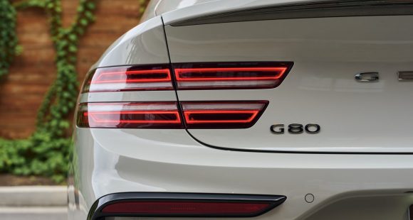 2025 Genesis G80 6