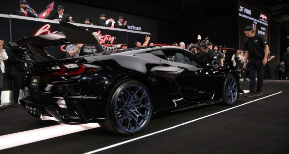 First 2025 Chevrolet Corvette ZR1 Sold; Raised $3.7 Million for Charity 2