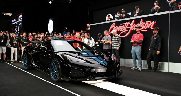 First 2025 Chevrolet Corvette ZR1 Sold; Raised $3.7 Million for Charity 3