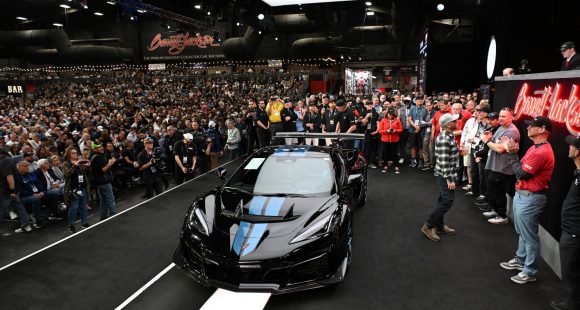 First 2025 Chevrolet Corvette ZR1 Sold; Raised $3.7 Million for Charity 5