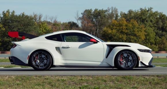 Ford Mustang GTD Celebrates Nürburgring Success and Land Speed Record Setter 4