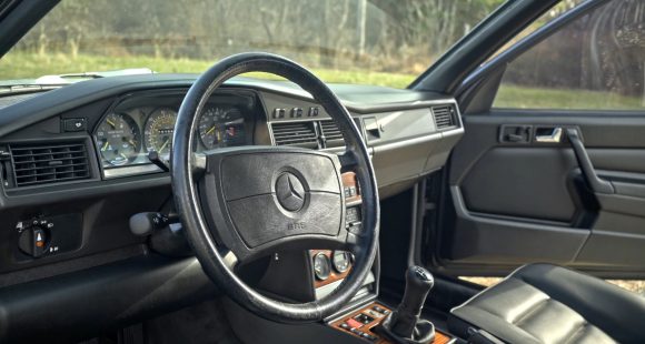 1986 Mercedes-Benz 190e 2.3-16 12