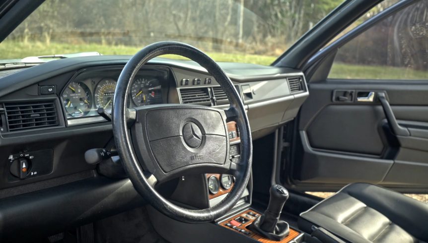 1986 Mercedes-Benz 190e 2.3-16 12