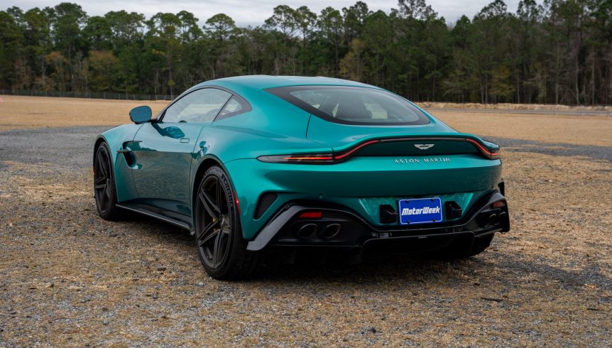 2025 Aston Martin Vantage 32